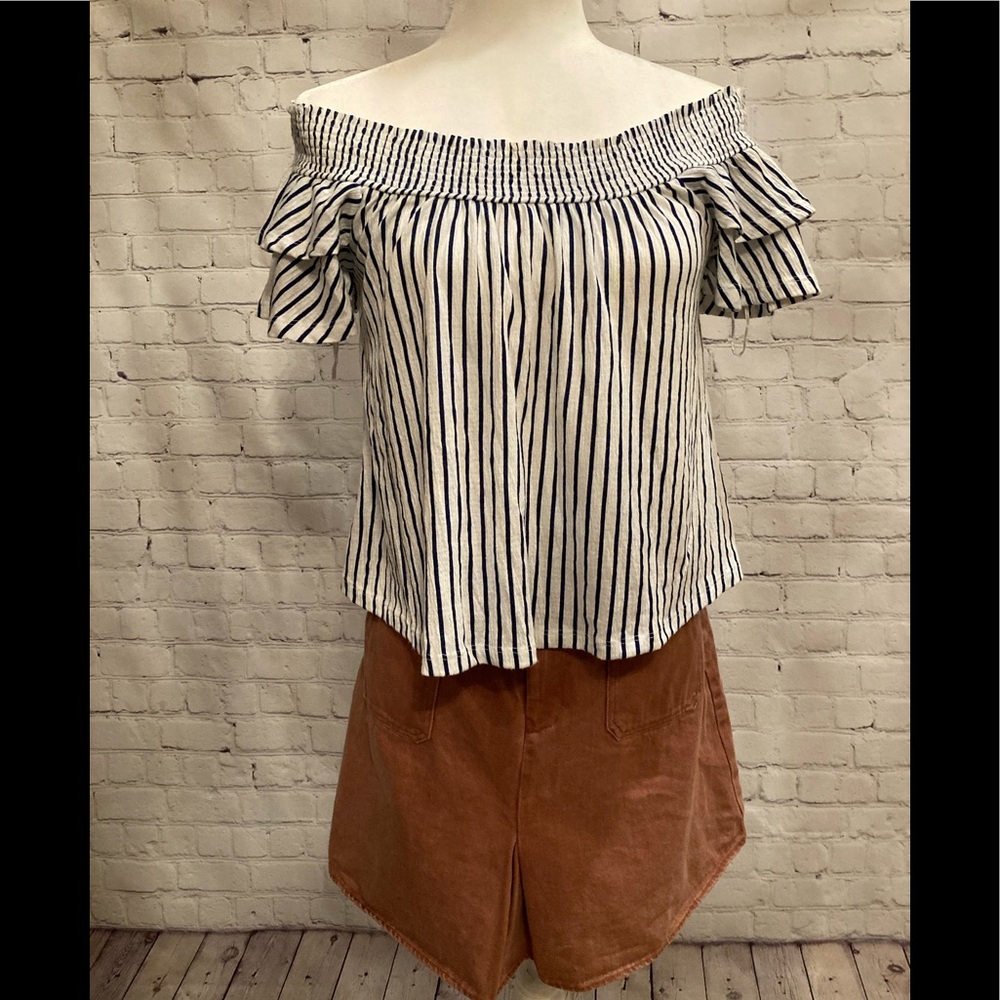 Red Camel Off the Shoulder top:Size M Blue/White